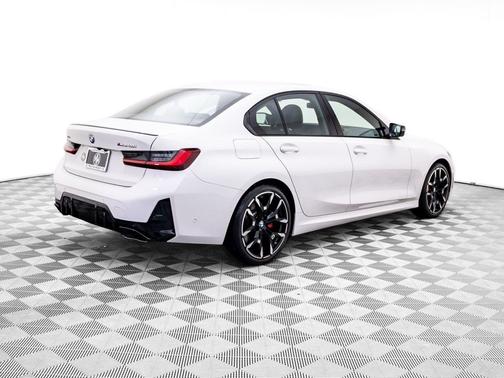 Alpine White 2025 BMW M340 xDrive