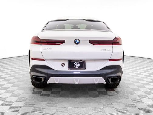 2023 BMW X6 xDrive40i