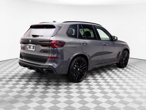 Dravit Grey Metallic 2026 BMW X5 M60i