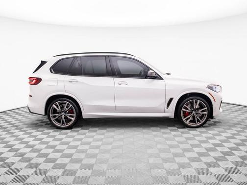 2023 BMW X5 M50i