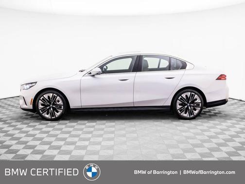 White Metallic 2024 BMW 530 xDrive