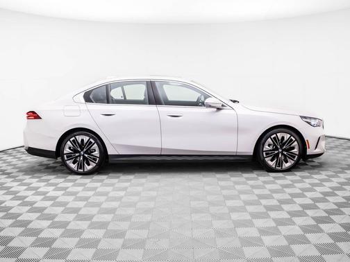 White Metallic 2024 BMW 530 xDrive