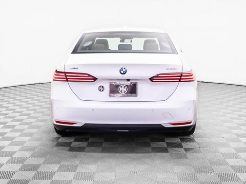 White Metallic 2024 BMW 530 xDrive