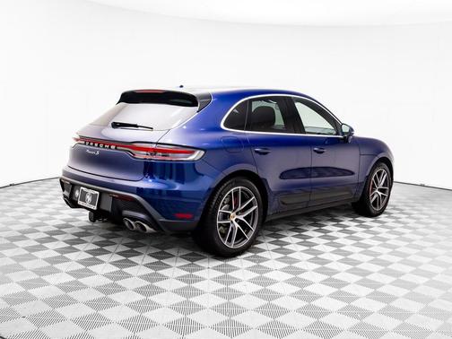 2022 Porsche Macan S