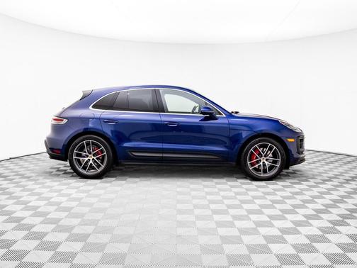 2022 Porsche Macan S