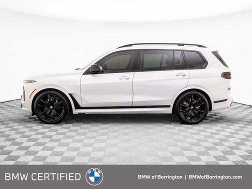 2025 BMW X7 M60i