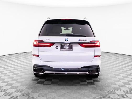 Alpine White 2022 BMW X7 M50i