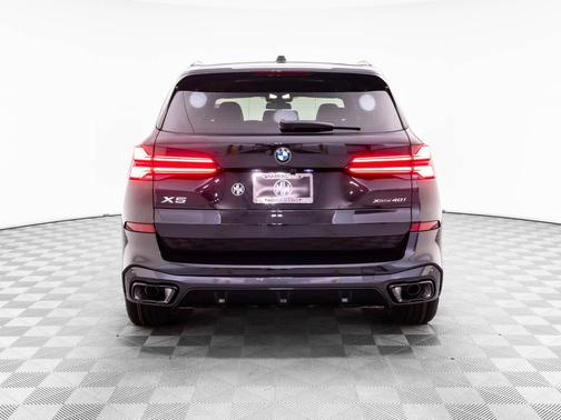 Black Sapphire Metallic 2026 BMW X5 xDrive40i