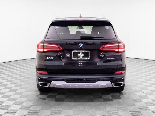 Jet Black 2020 BMW X5 xDrive40i