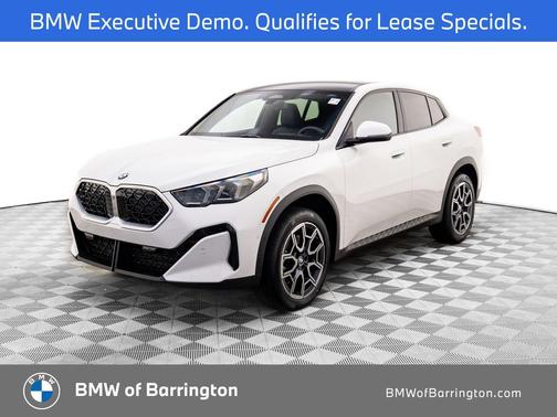Alpine White 2026 BMW X2 xDrive28i