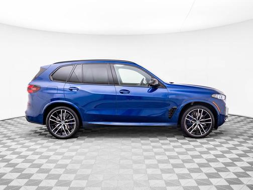 2024 BMW X5 M60i