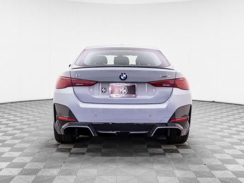 Brooklyn Grey Metallic 2026 BMW i4 Gran Coupe xDrive40