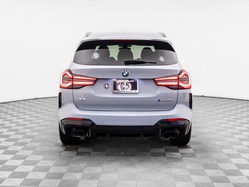 2023 BMW X3 M40i