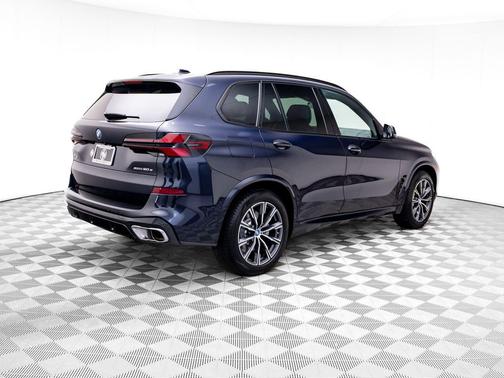 Carbon Black Metallic 2025 BMW X5 PHEV xDrive50e
