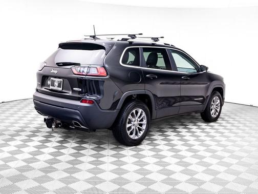 Diamond Black Crystal Pearlcoat 2019 Jeep Cherokee Latitude Plus