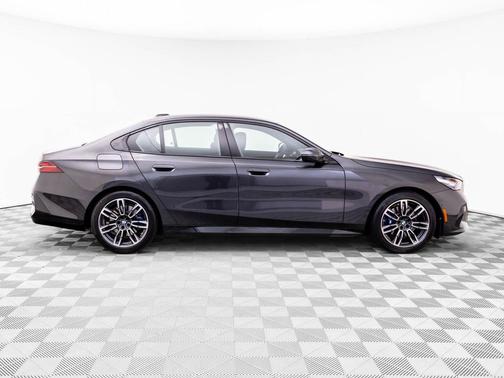 Dark Graphite 2026 BMW 530 xDrive