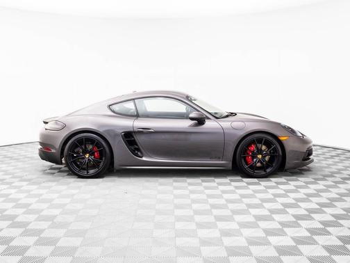 2018 Porsche 718 Cayman GTS