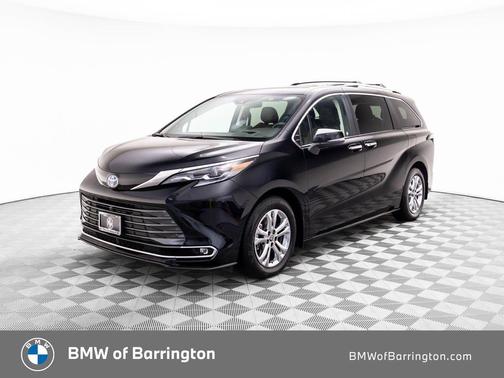 2024 Toyota Sienna Platinum 7 Passenger