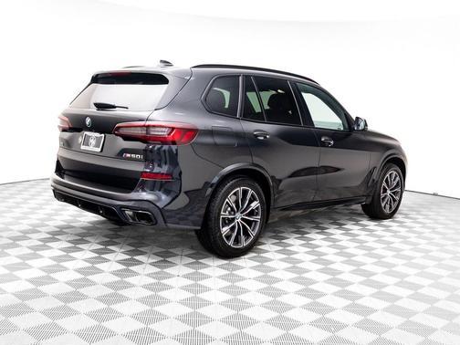 2023 BMW X5 M50i