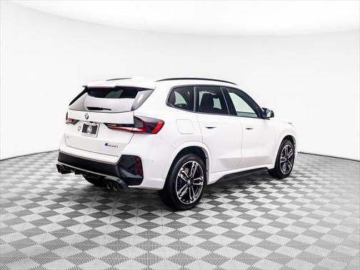 2025 BMW X1 M35i