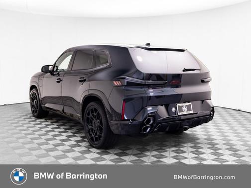 Black Sapphire Metallic 2026 BMW XM Label