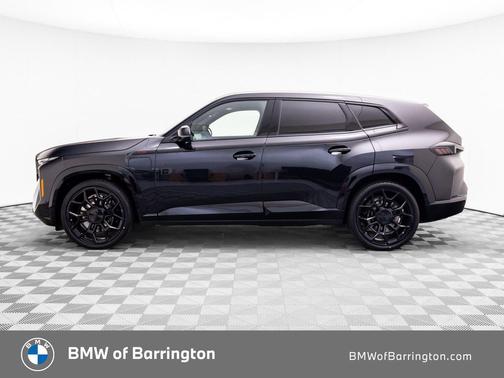 Black Sapphire Metallic 2026 BMW XM Label