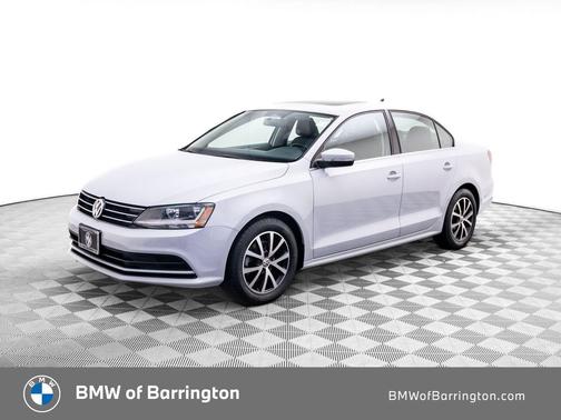 White Silver Metallic 2017 Volkswagen Jetta 1.4T SE