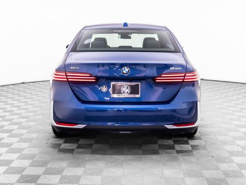 Blue Metallic 2025 BMW 540 xDrive