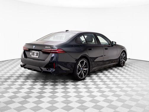 2026 BMW 550e xDrive