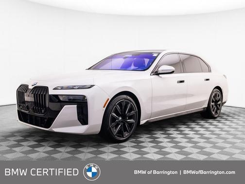 Mineral White Metallic 2023 BMW 760 i xDrive