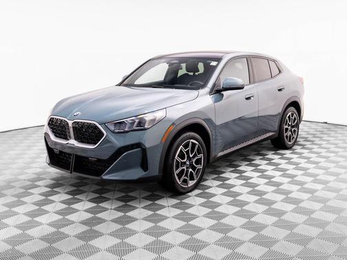Green Metallic 2025 BMW X2 xDrive28i