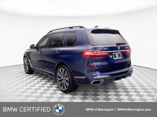 2022 BMW X7 M50i