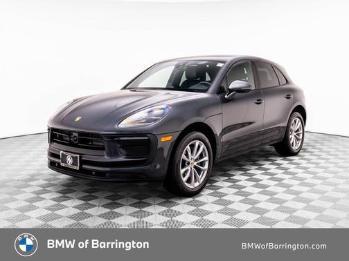 Volcano Grey Metallic 2024 Porsche Macan Macan