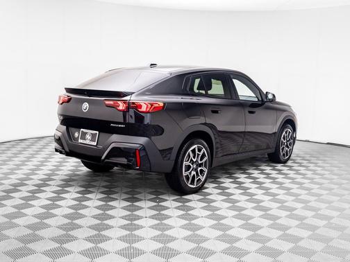 2026 BMW X2 xDrive28i