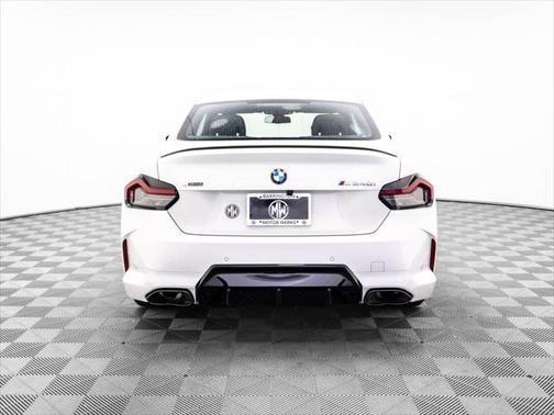 2025 BMW M240 i xDrive