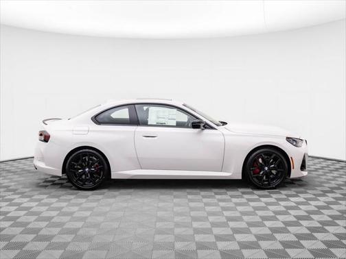 2025 BMW M240 i xDrive