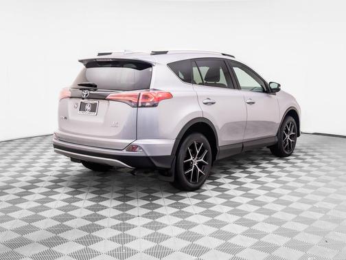 2016 Toyota RAV4 SE