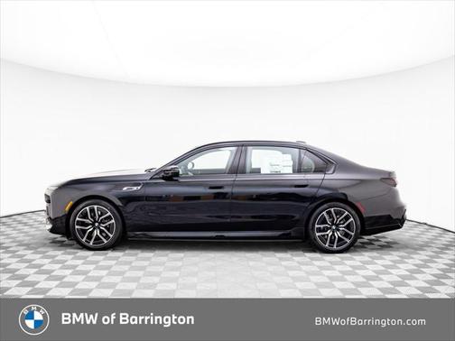 2025 BMW i7 M70