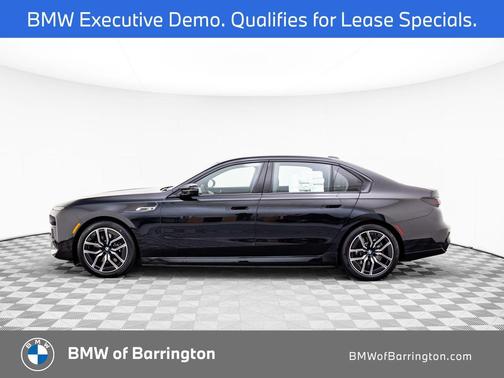 2025 BMW i7 M70