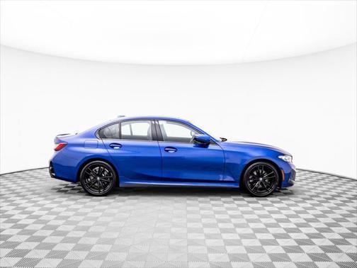 2023 BMW 330 xDrive