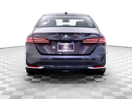 Dark Graphite 2026 BMW 540 xDrive