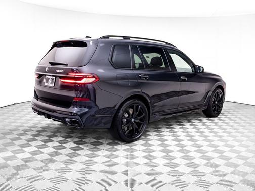 Black Sapphire Metallic 2027 BMW X7 M60i