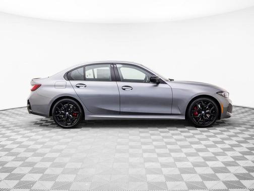 2026 BMW 330 i xDrive