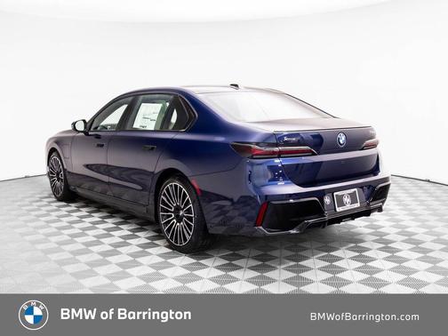 2026 BMW 750e i xDrive