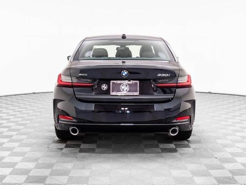 2026 BMW 330 i xDrive