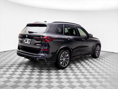 2025 BMW X5 M60i