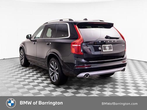 Onyx Black Metallic 2019 Volvo XC90 T5 Momentum