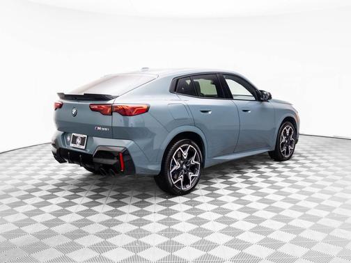 2025 BMW X2 M35i