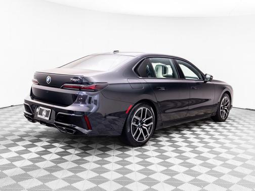 Black Sapphire Metallic 2026 BMW 760 xDrive