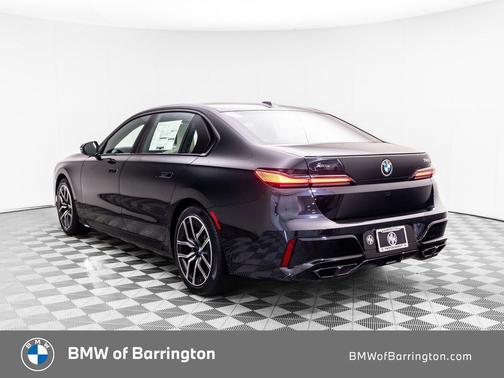 Black Sapphire Metallic 2026 BMW 760 xDrive
